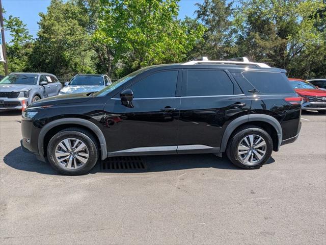 2023 Nissan Pathfinder SL 4WD