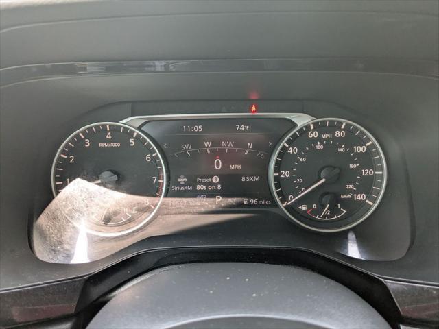 2023 Nissan Pathfinder SL 4WD