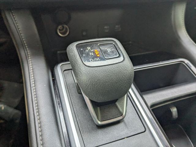 2023 Nissan Pathfinder SL 4WD