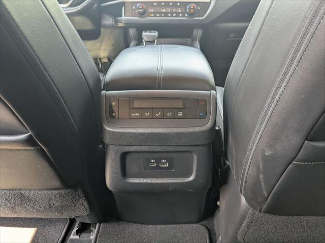 2023 Nissan Pathfinder SL 4WD