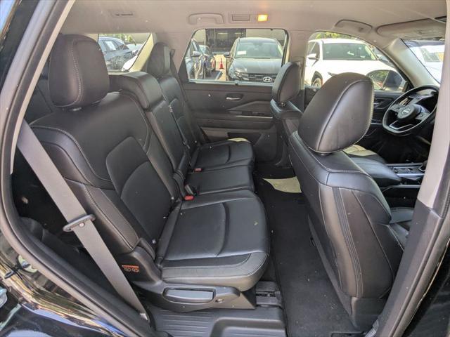 2023 Nissan Pathfinder SL 4WD