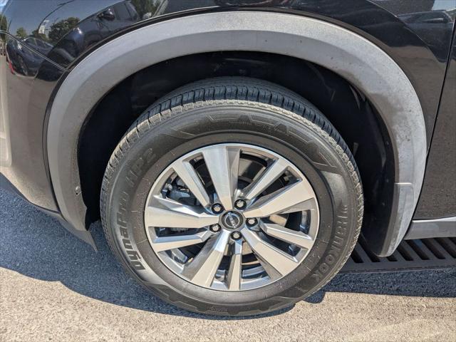 2023 Nissan Pathfinder SL 4WD