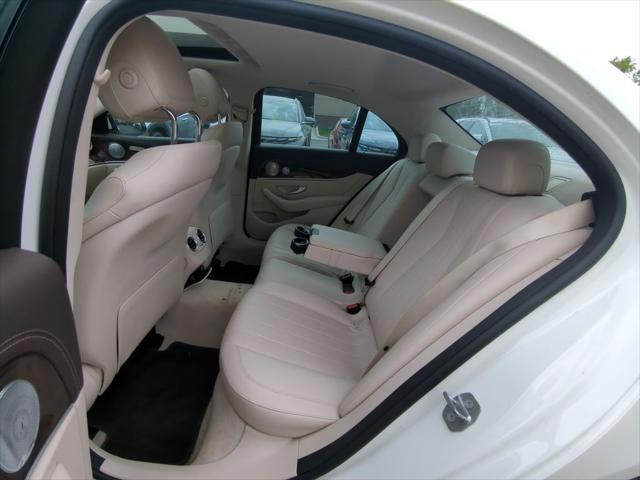 2017 Mercedes-Benz E-CLASS E 300 E 300