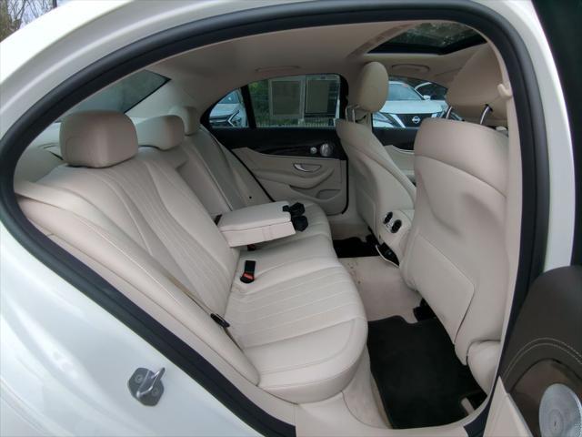2017 Mercedes-Benz E-CLASS E 300 E 300