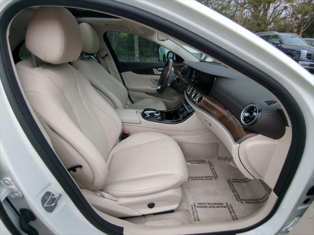 2017 Mercedes-Benz E-CLASS E 300 E 300