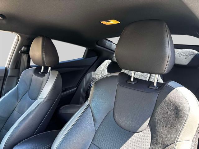 2016 Hyundai Veloster Turbo