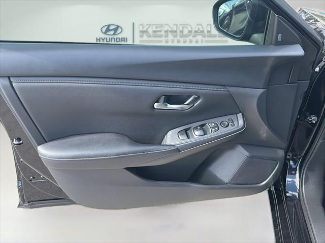 2023 Nissan Sentra SV Xtronic CVT