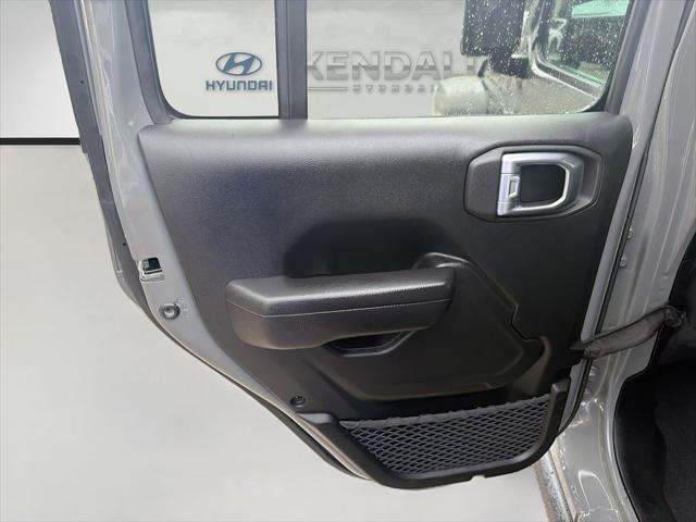 2023 Jeep Wrangler 4-Door Willys 4x4