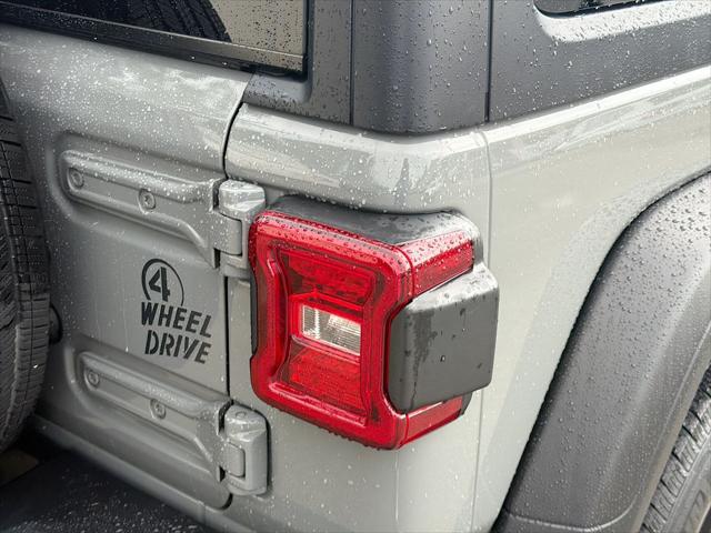 2023 Jeep Wrangler 4-Door Willys 4x4
