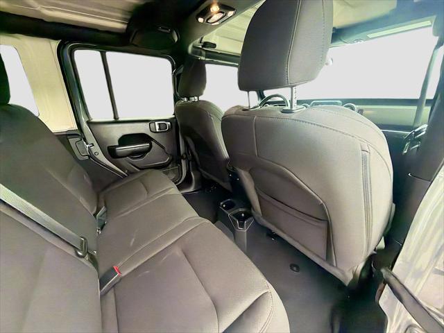 2023 Jeep Wrangler 4-Door Willys 4x4
