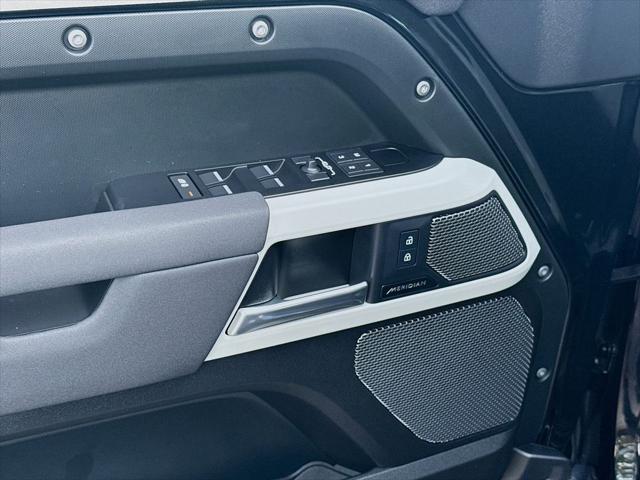 2023 Land Rover Defender 110 S