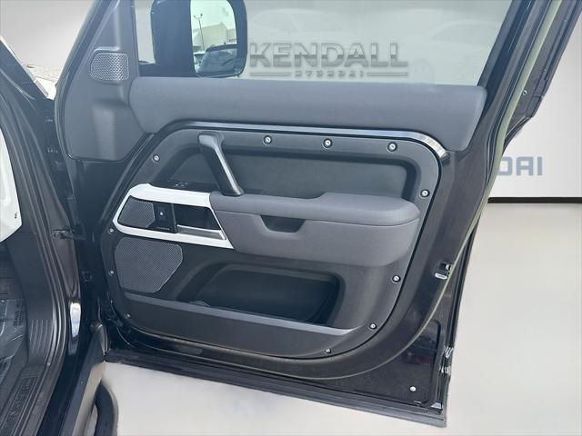 2023 Land Rover Defender 110 S