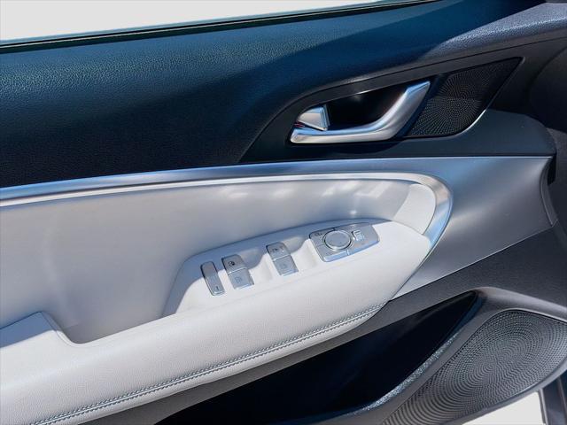 2025 Genesis G70 2.5T RWD