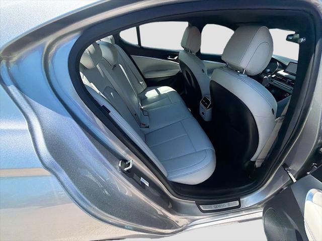 2025 Genesis G70 2.5T RWD