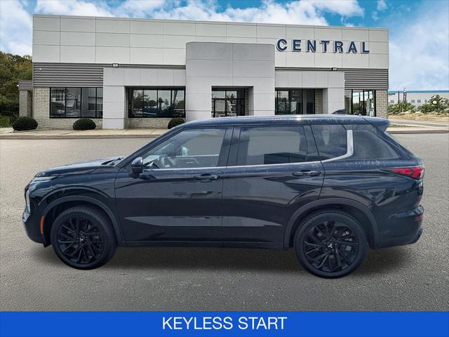 2023 Mitsubishi Outlander SE Black Edition S-AWC