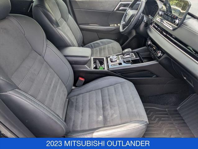2023 Mitsubishi Outlander SE Black Edition S-AWC