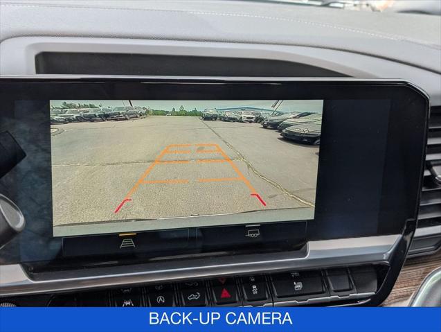 2023 Chevrolet Silverado 1500 4WD Crew Cab Short Bed LT with 2FL
