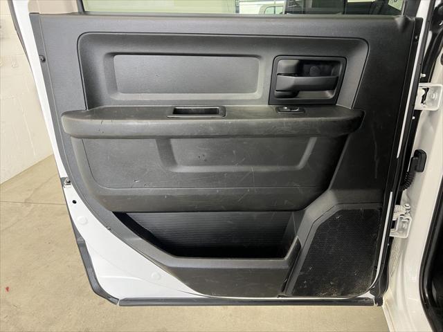 2018 Ram 3500 Tradesman Crew Cab 4x4 6'4" Box
