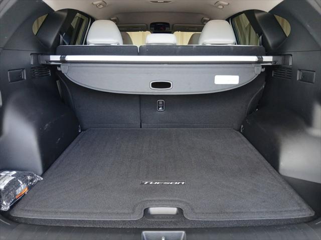 2025 Hyundai Tucson SE