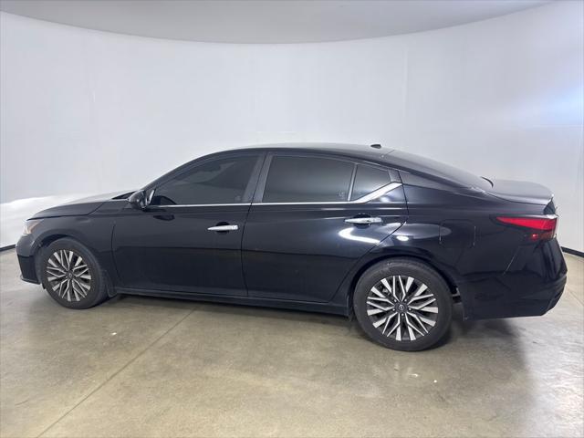 2023 Nissan Altima SV FWD