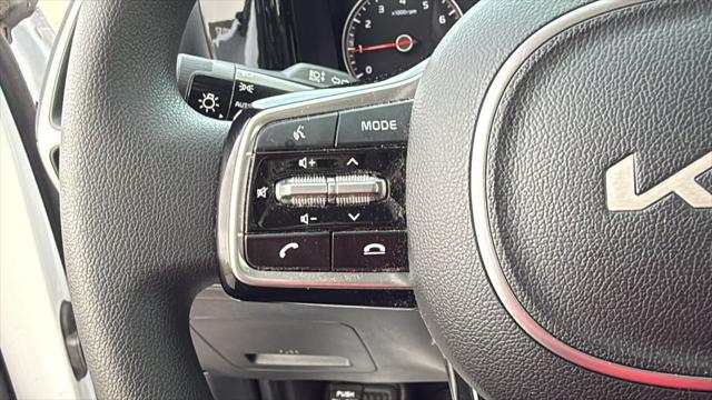 2023 Kia Sorento LX