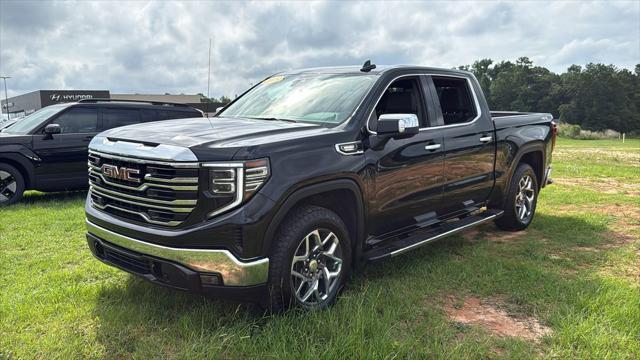 2023 GMC Sierra 1500 4WD Crew Cab Short Box SLT