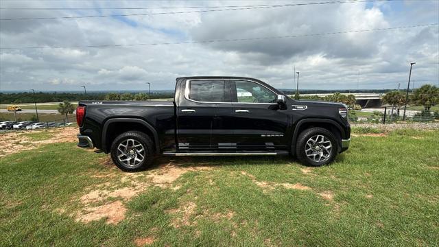 2023 GMC Sierra 1500 4WD Crew Cab Short Box SLT