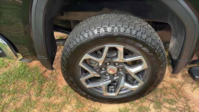 2023 GMC Sierra 1500 4WD Crew Cab Short Box SLT
