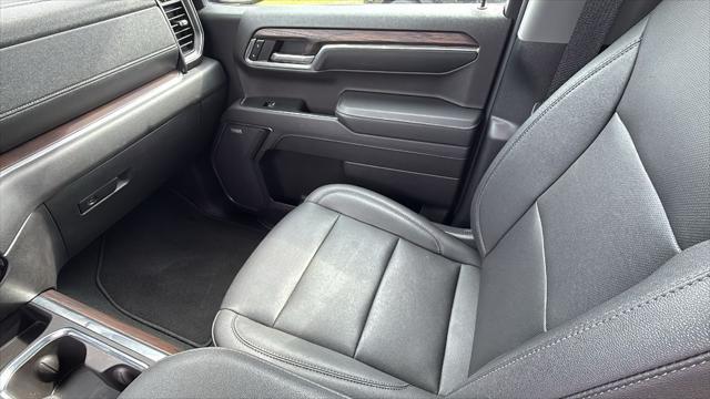 2023 GMC Sierra 1500 4WD Crew Cab Short Box SLT