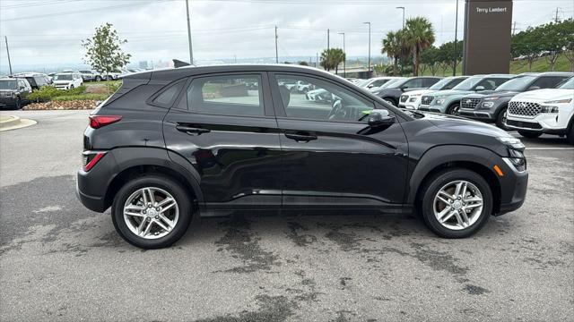 2023 Hyundai Kona SE