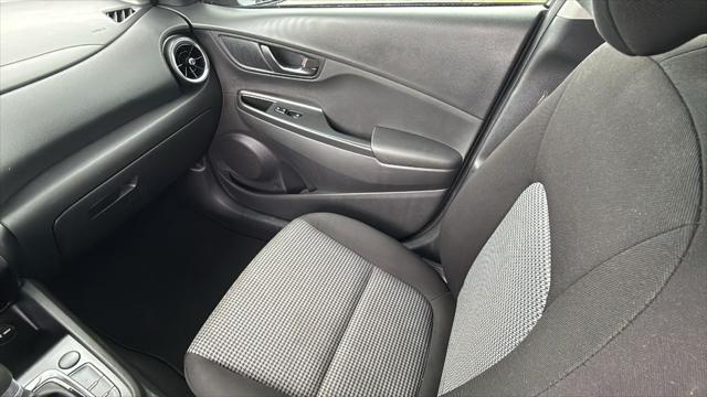 2023 Hyundai Kona SE