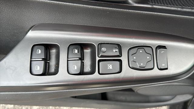 2023 Hyundai Kona SE