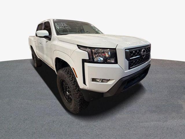 2022 Nissan Frontier Crew Cab SV 4x4