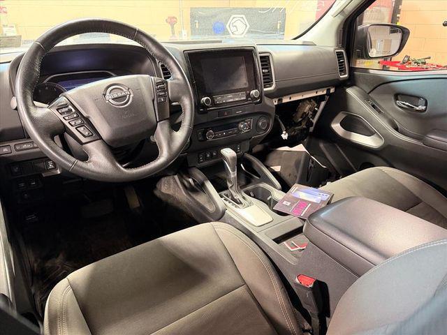2022 Nissan Frontier Crew Cab SV 4x4