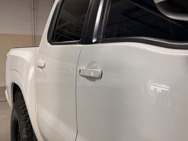 2022 Nissan Frontier Crew Cab SV 4x4