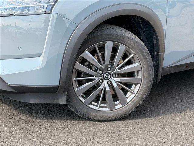 2022 Nissan Pathfinder SL 4WD