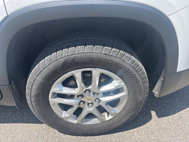 2023 Chevrolet Traverse FWD LS