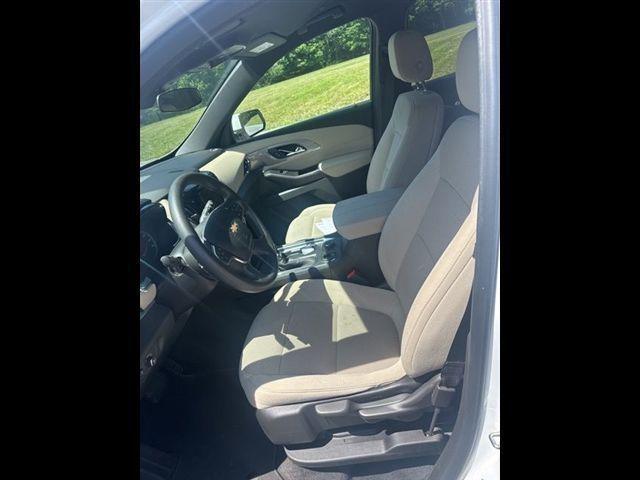 2023 Chevrolet Traverse FWD LS