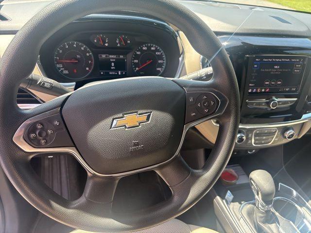 2023 Chevrolet Traverse FWD LS