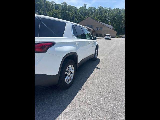2023 Chevrolet Traverse FWD LS