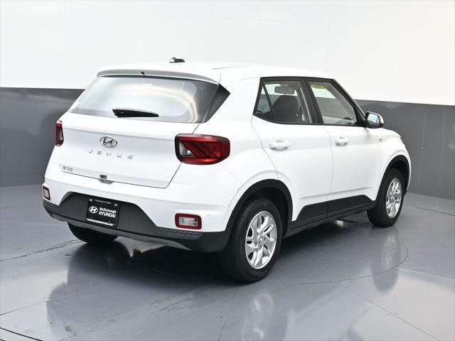 2026 Hyundai Venue SE