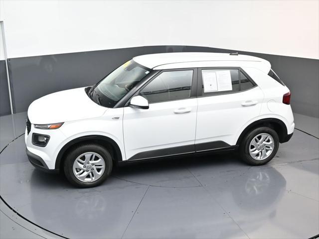 2026 Hyundai Venue SE