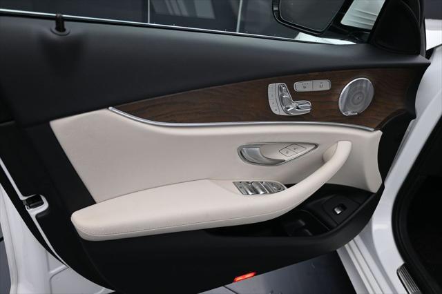 2018 Mercedes-Benz E-CLASS E 300 E 300