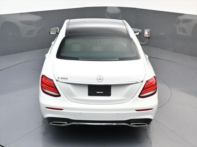2018 Mercedes-Benz E-CLASS E 300 E 300