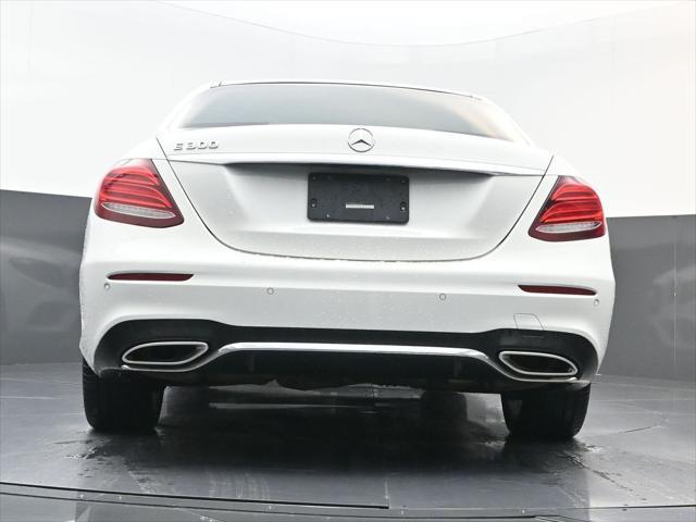 2018 Mercedes-Benz E-CLASS E 300 E 300