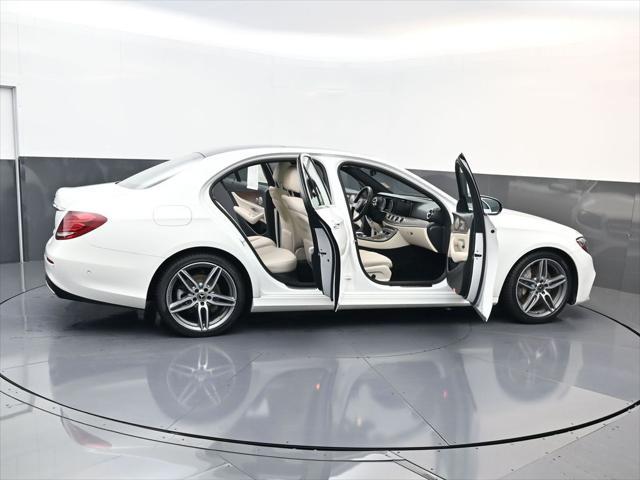 2018 Mercedes-Benz E-CLASS E 300 E 300