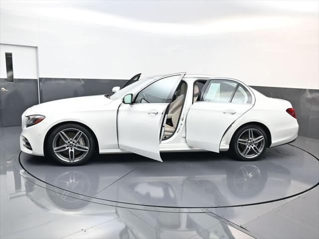 2018 Mercedes-Benz E-CLASS E 300 E 300