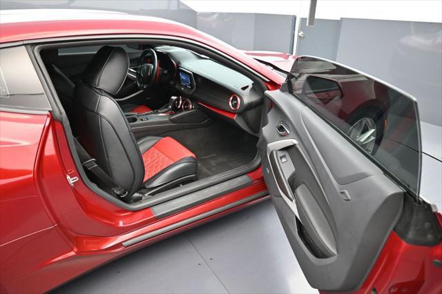 2023 Chevrolet Camaro RWD Coupe 1LT