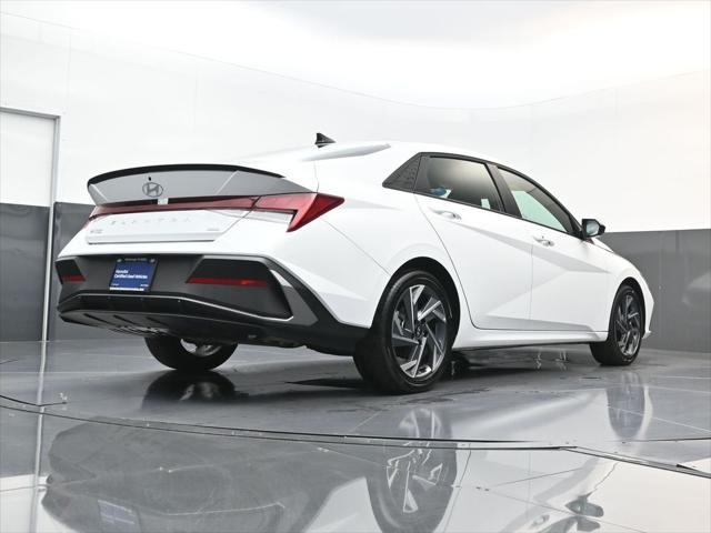 2025 Hyundai Elantra Hybrid SEL Sport