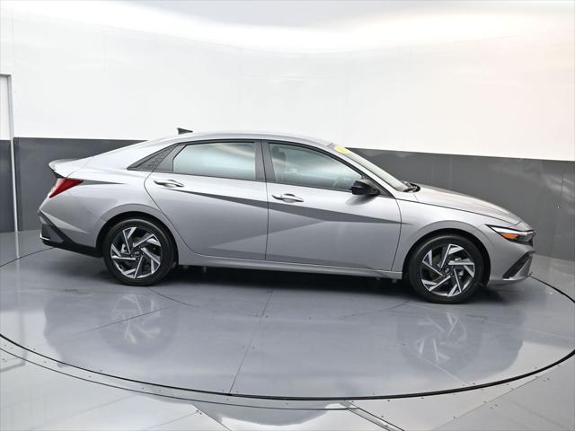 2025 Hyundai Elantra Hybrid SEL Sport